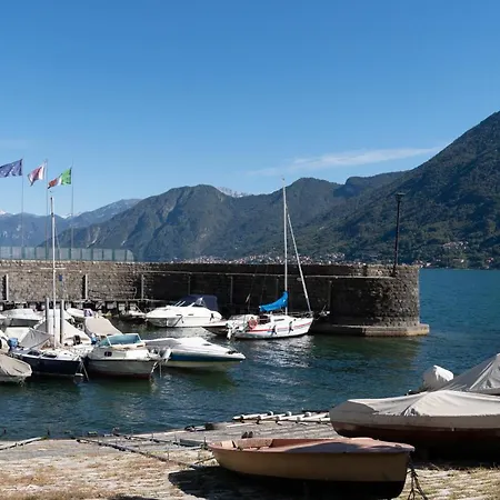 Family Nest Overlooking - By Rent Διαμέρισμα Argegno