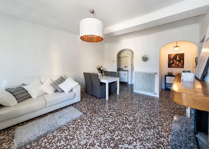 Family Nest Overlooking - By Rent