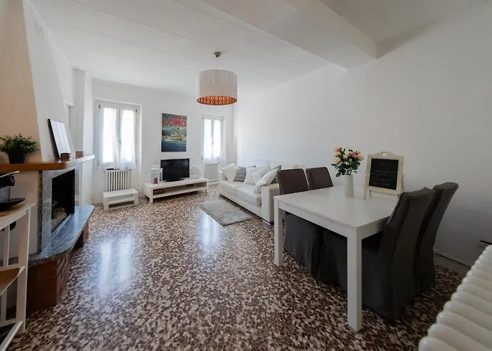 Family Nest Overlooking - By Rent