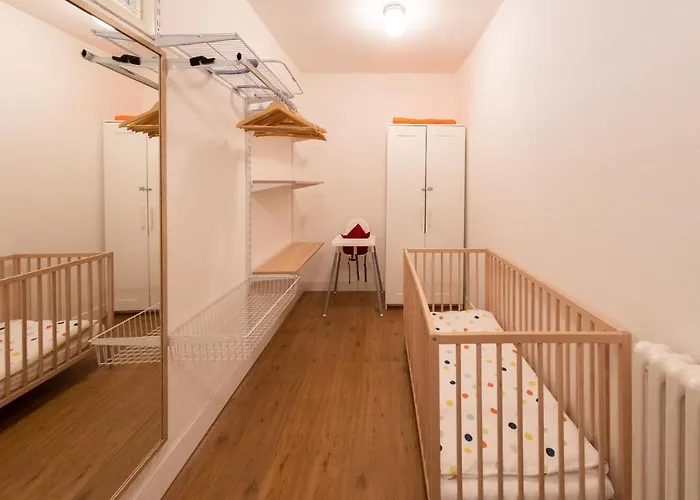 Family Nest Overlooking - By Rent