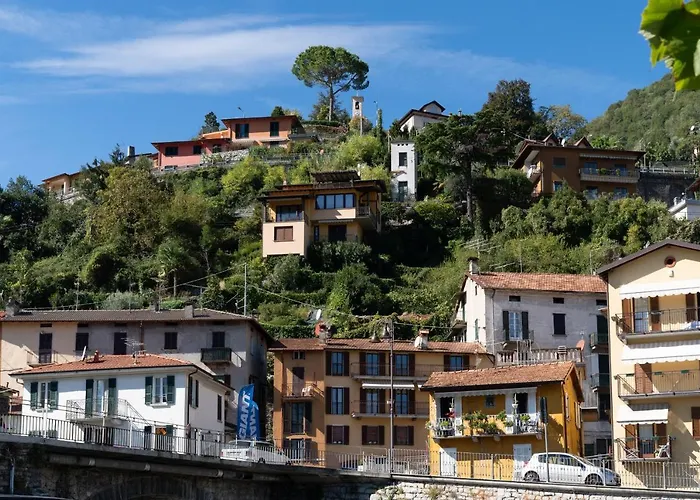 Family Nest Overlooking - By Rent *