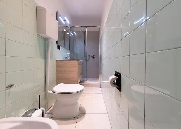 Family Nest Overlooking - By Rent * Argegno