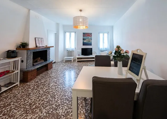 Family Nest Overlooking - By Rent Apartmán