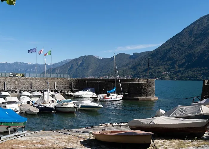 Family Nest Overlooking - By Rent Apartment Argegno