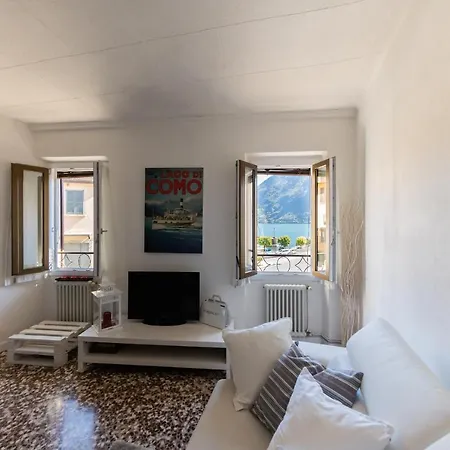 Family Nest Overlooking - By Rent Argegno