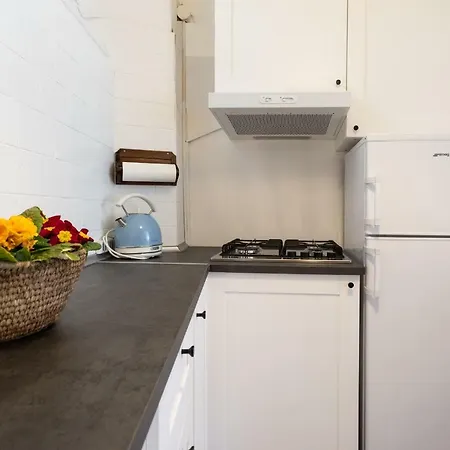 Family Nest Overlooking - By Rent *